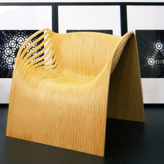 Mother Chair by H
-
#eightch #eightchdesign #motherchair #parametricfurniture #luxuryfurniture #bespokefurniture #exclusiveinteriors #interiordesign #highenddesign #ergonomicdesign #designerfurniture #artandfurniture #modernart #homedecor #uniquehome #luxuryliving #craftsmanship #objectsofwonder